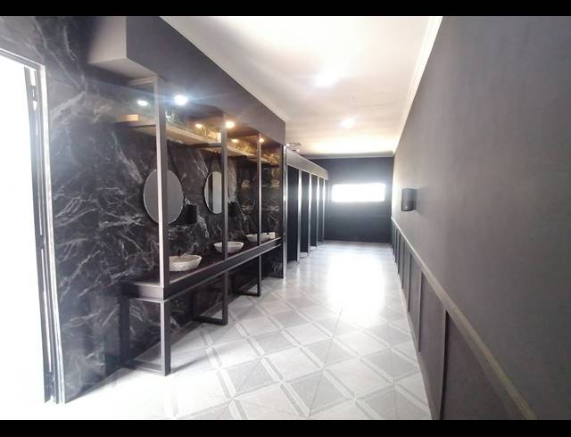 36M² RETAIL TO LET IN FAIRLEADS